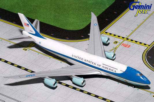 1/400 USAF B747-81 Air Force One 38000