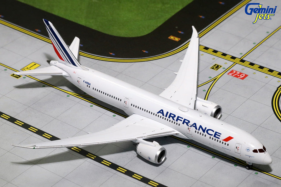 1/400 B787-9 Air France F-HRBA (New liv)