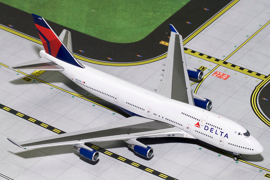 1/400 Delta B747-400N662US Final Flight