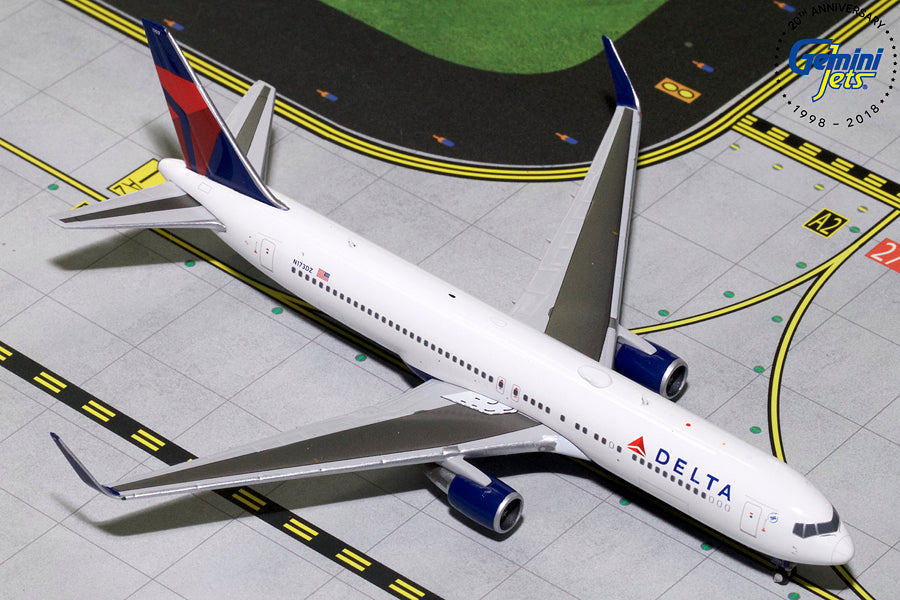 1/400 Delta B767-300ER(W) N173DZ