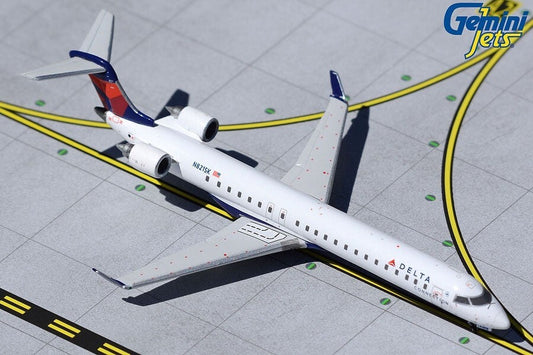 1/400 Delta Connection CRJ900ER N821SK