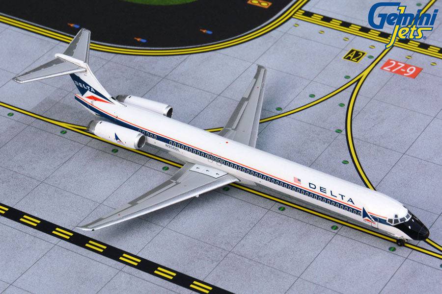 1/400 Delta MD-88