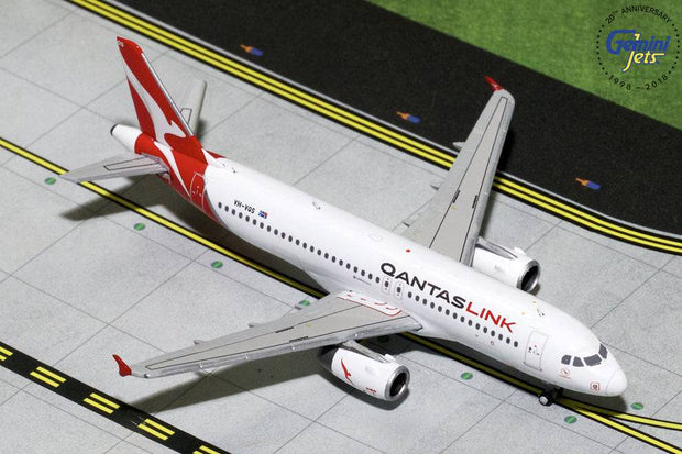 1/400 QANTASLINK A320 VHVQS