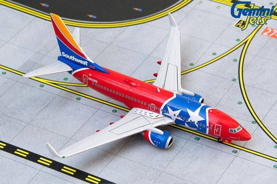 1/400 Southwest B737-700W