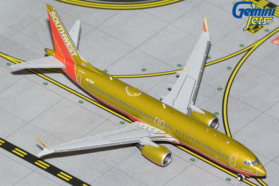 1/400 Southwest Airlines B737 MAX 8 N871HK 'Herbert D. Kelleher' Gold Retro