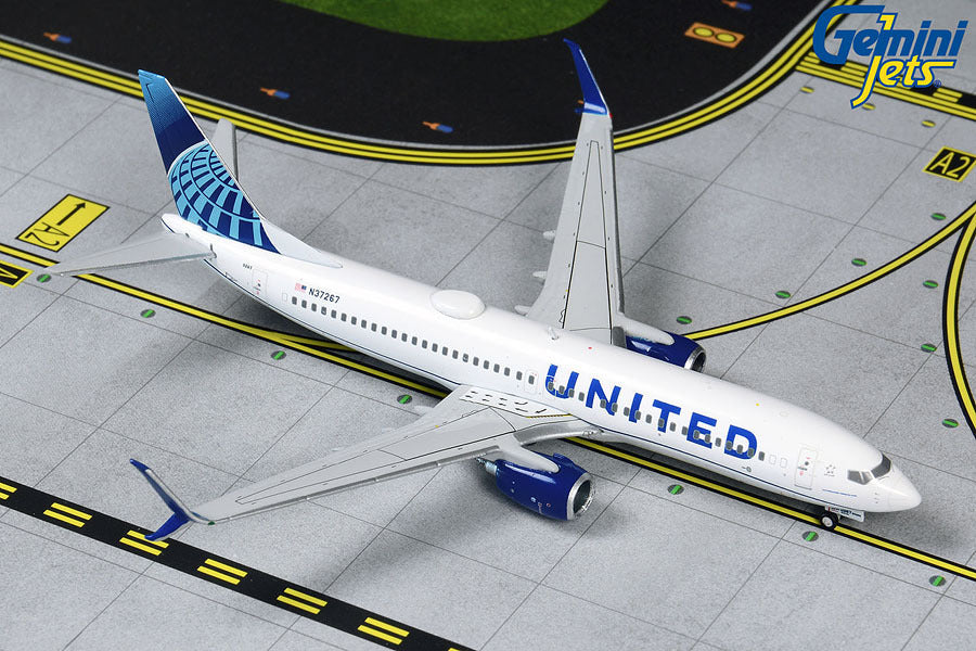 1/400 United B737-800S  N37267