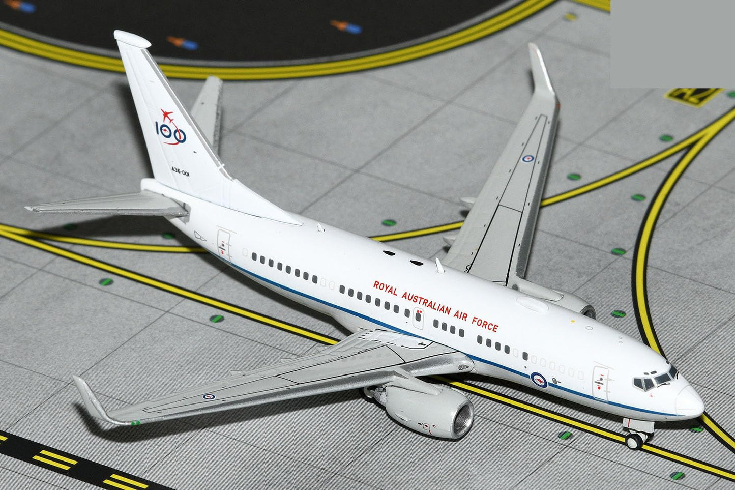 1/400 Royal Australian Air Force B737-700W A36-001 RAAF 100 Years