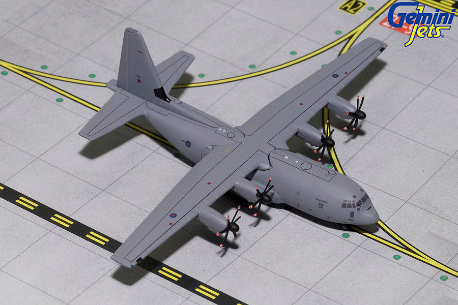 1/400 RAF C-130J 886