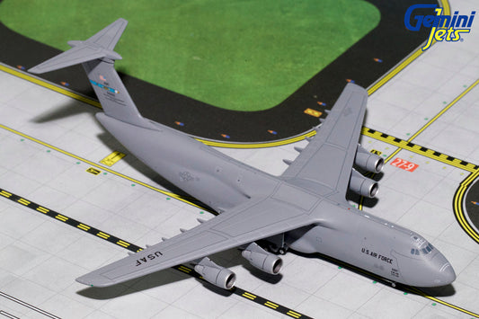 1/400 USAF C-5M 50005 Dover AFB