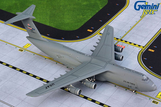 1/400 U.S. Air Force C-5M Super Galaxy 60021