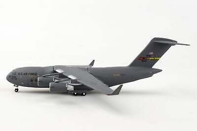 1/400 US Air Force C-17A Globemaster III  - March AFB -  05-5140