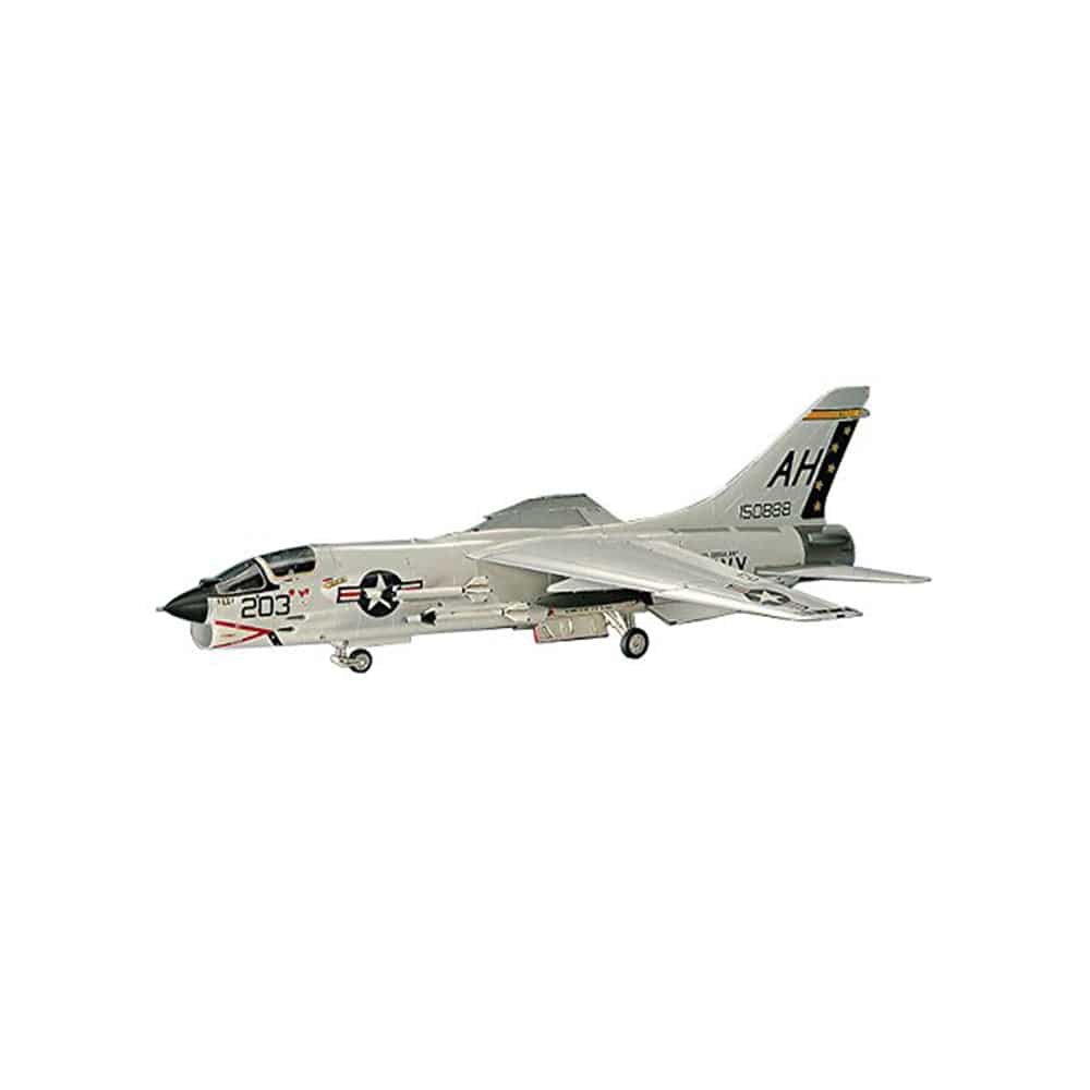 1/72 F-8E CRUSADER