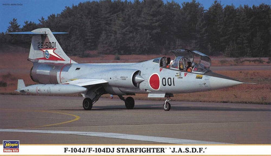 1/72  F-104J/F-104DJ STARFIGHTER J.A.S.D.F. (Two kits in the box)