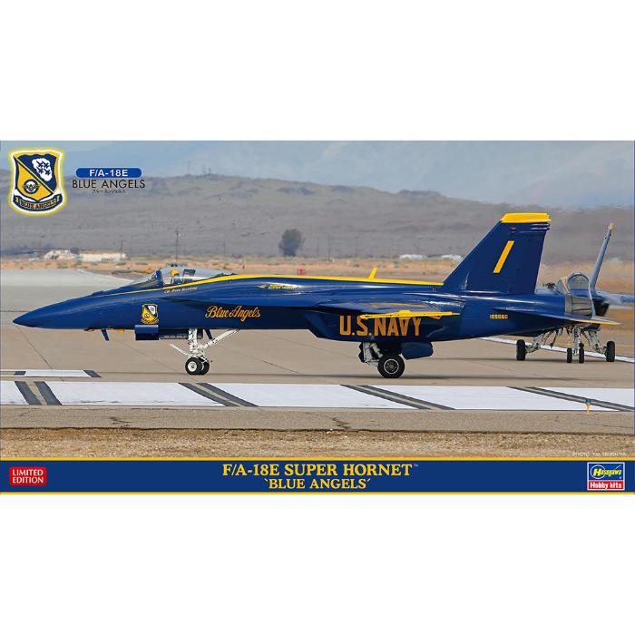 1/72 F/A-18E Super Hornet "Blue Angels" (Bonus Emblem Patch Included)