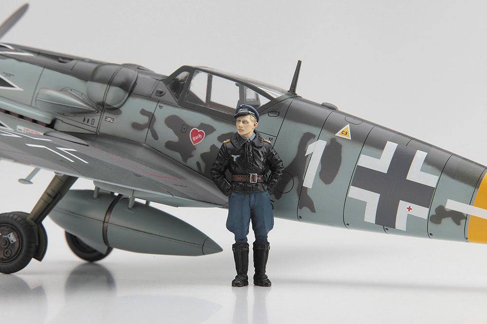 1/48 Bf109G-6/14 'Hartmann' w/Figure