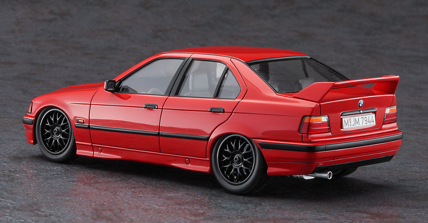 1/24  BMW 320i w/TRUNK SPOILER