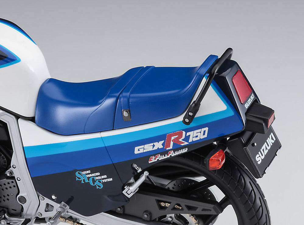 1/12 SUZUKI GSX-R750GGR71G