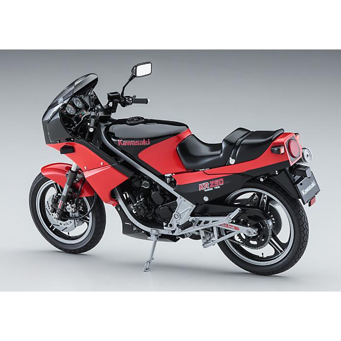 1/12  Kawasaki KR250 KR250A  - BLACK/RED COLOR -