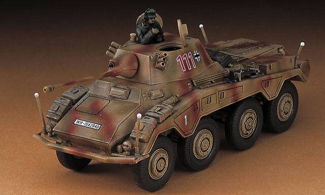 1/72 Sd.Kfz.234/2 8-RAD SCHWERE PANZERSPHWAGEN PUMA