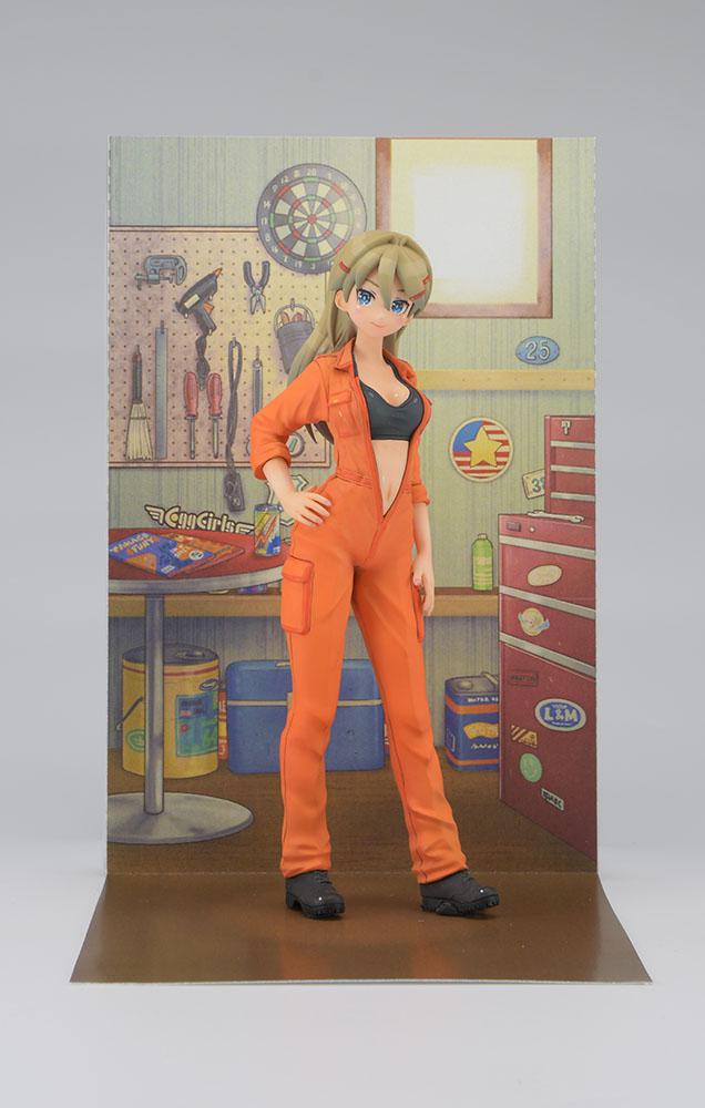 1/12  12 Egg Girls Collection No.25  - Lucy McDonnell -  COVERALLS