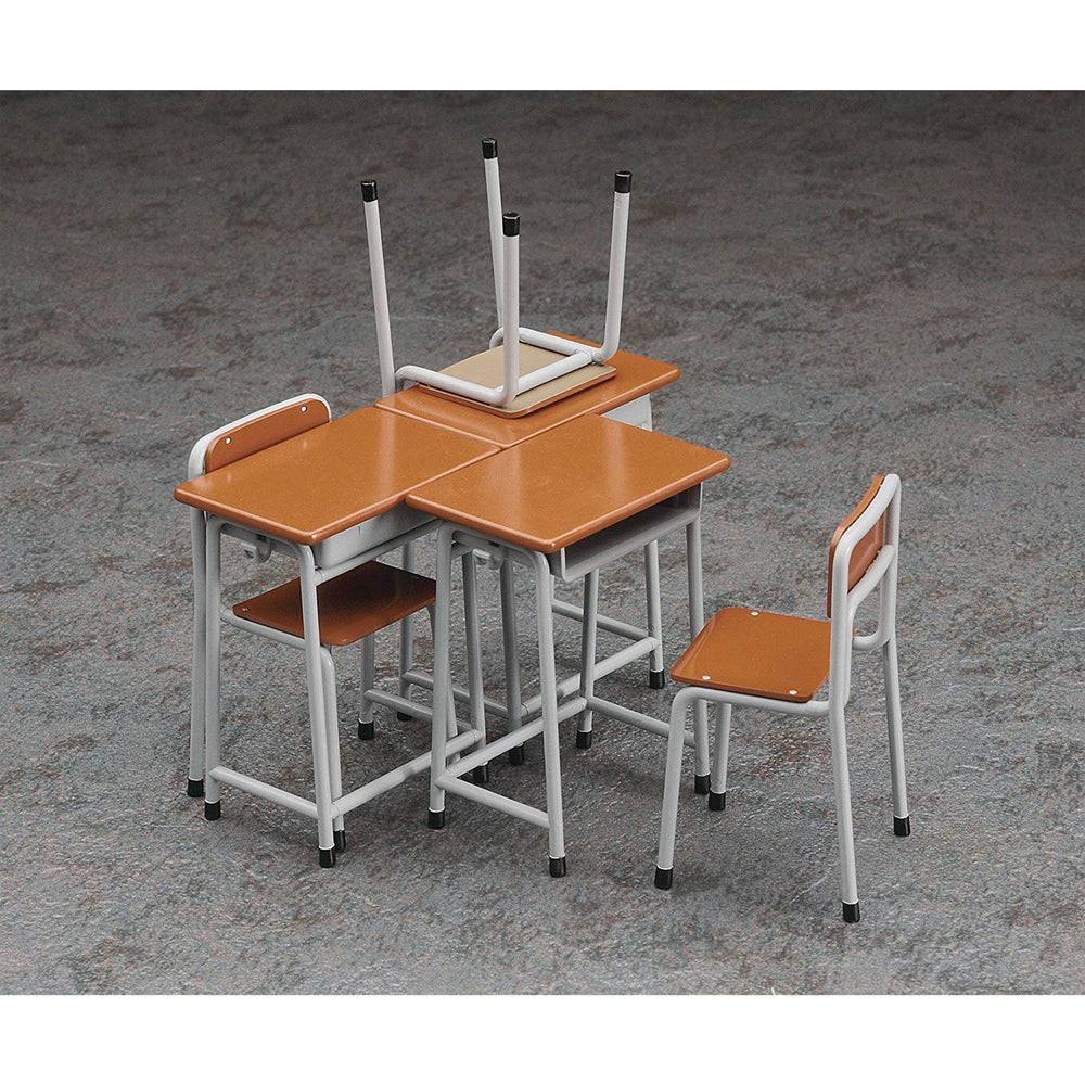 1/12 SCHOOL DESK and CHAIR