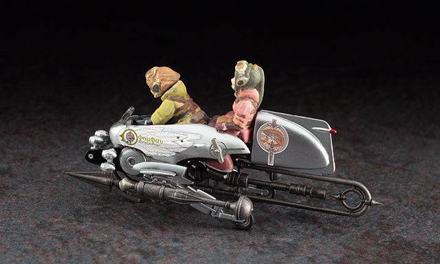 1/72 LASTEXILE - Fam The Silver Wing - Tatiana's VANSHIP & Fam's VESPA (Two kits in the box)