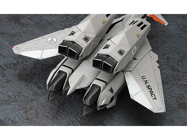 1/72  VF-11B SUPER THUNDERBOLT  - MACROSS PLUS -