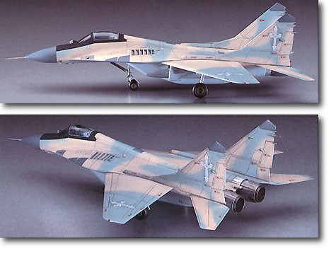 1/72   - MACROSS ZERO -  MiG-29