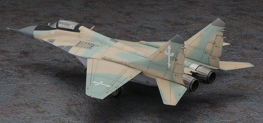 1/72 "Macross Zero" Mikoyan-29