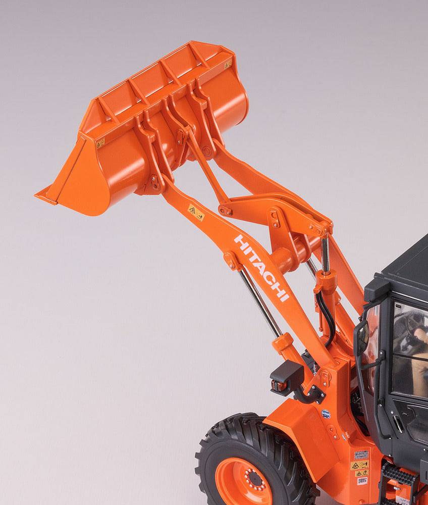 1/35 HITACHI WHEEL LOADER ZW100-6