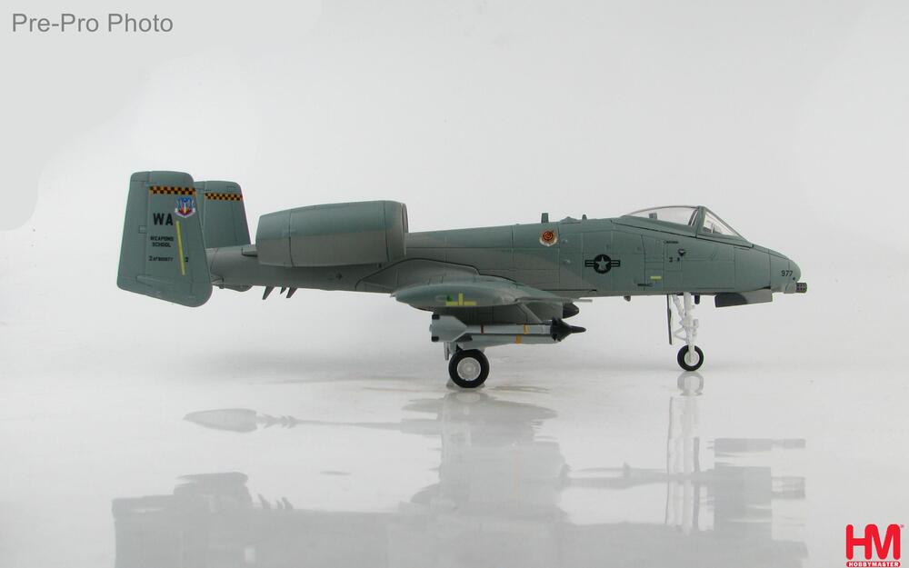 1/72 A-10A Thunderbolt II AF810977 66th Weapons Sqn. April 2005