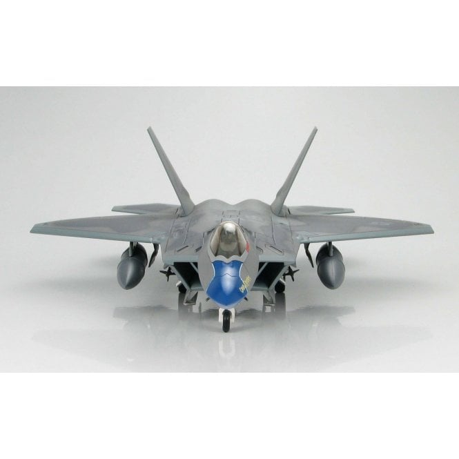 1/72 Lockheed F-22 Raptor 192nd FW Cripes A'Mighty (w/underwings 4 x AIM-120)