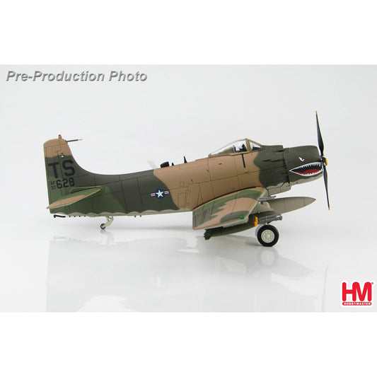 1/72 Douglas A-1H Skyraiders