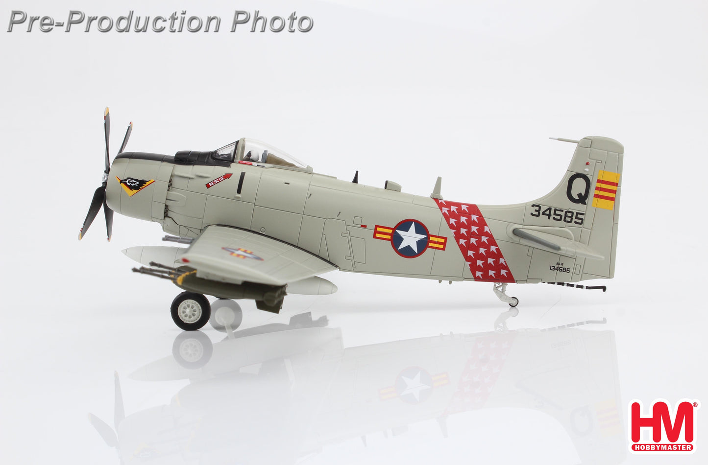 1/72 A-1H (AD-6) Skyraider 134585 1st FS VNAF 1963