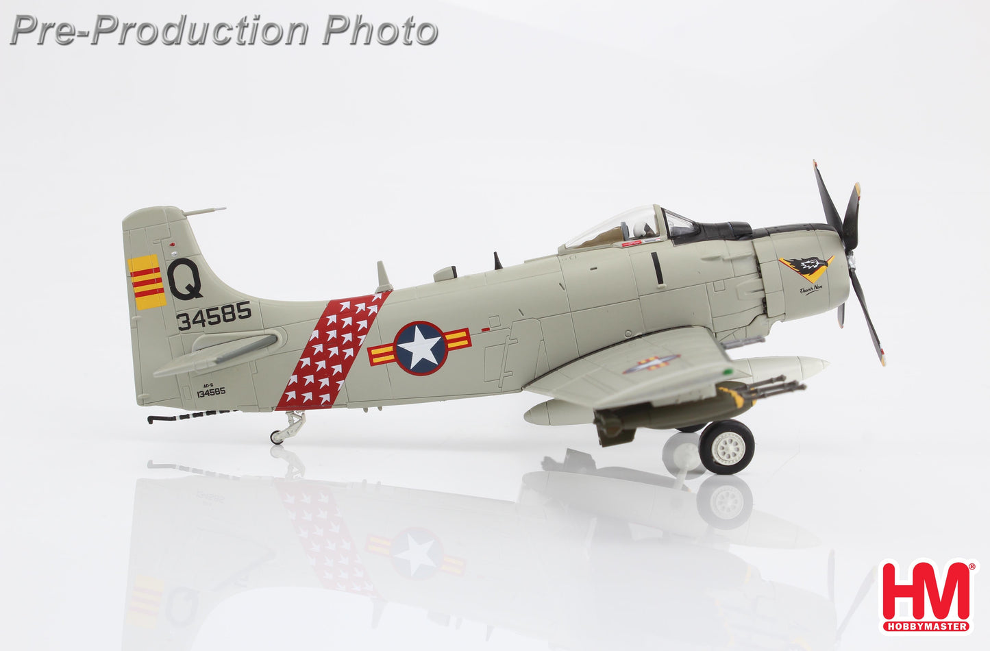 1/72 A-1H (AD-6) Skyraider 134585 1st FS VNAF 1963