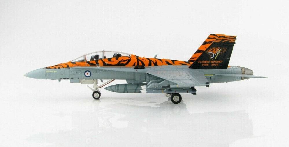 1/72 RAAF F/A-18B Hornet No.2 OCU Hornet 35th Anniv. A21-116 Williamtown 2019