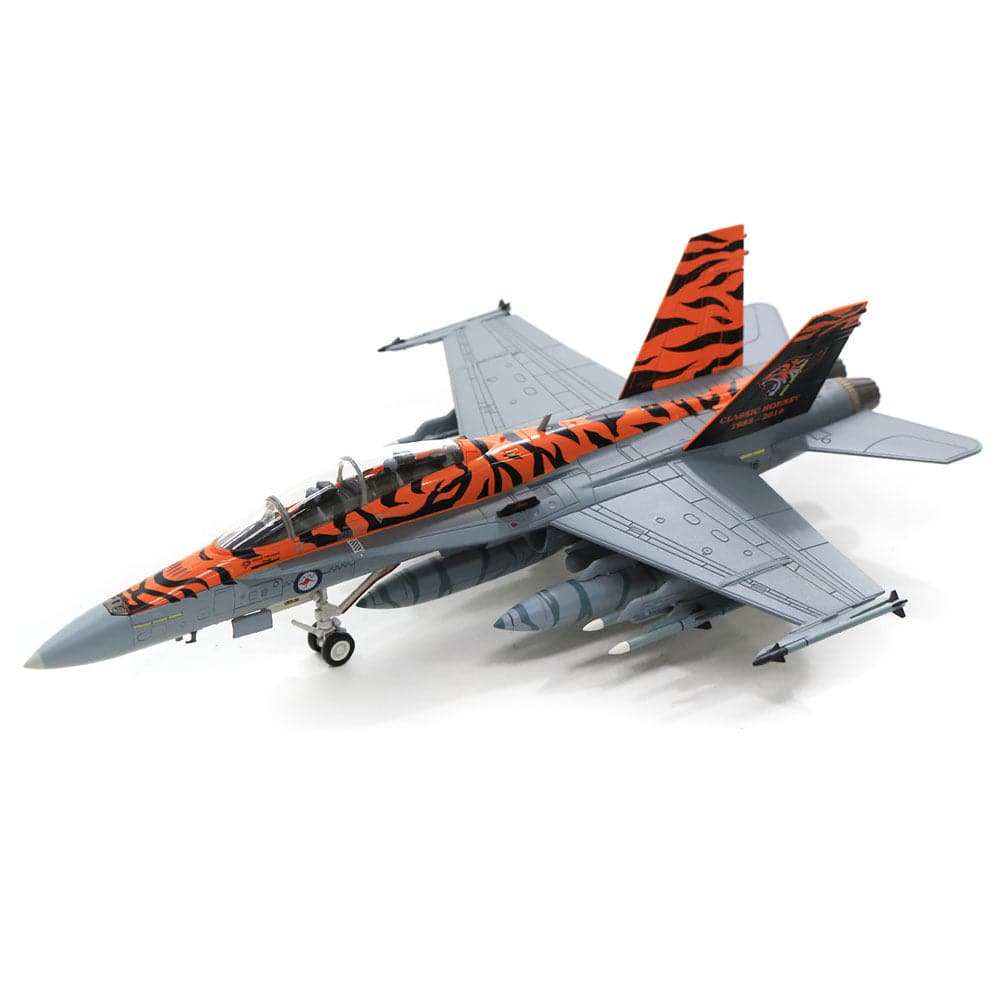 1/72 RAAF F/A-18B Hornet No.2 OCU Hornet 35th Anniv. A21-116 Williamtown 2019