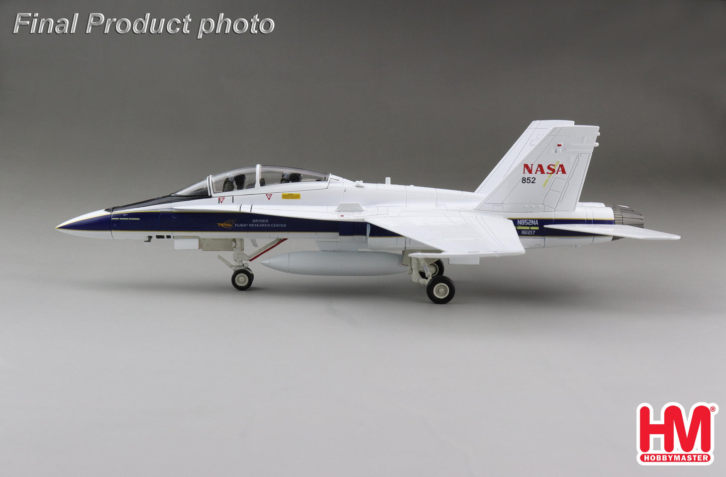 3564 1/72 F/A-18B Hornet  - NASA -  N852NA/BuNo 161217 California 2012