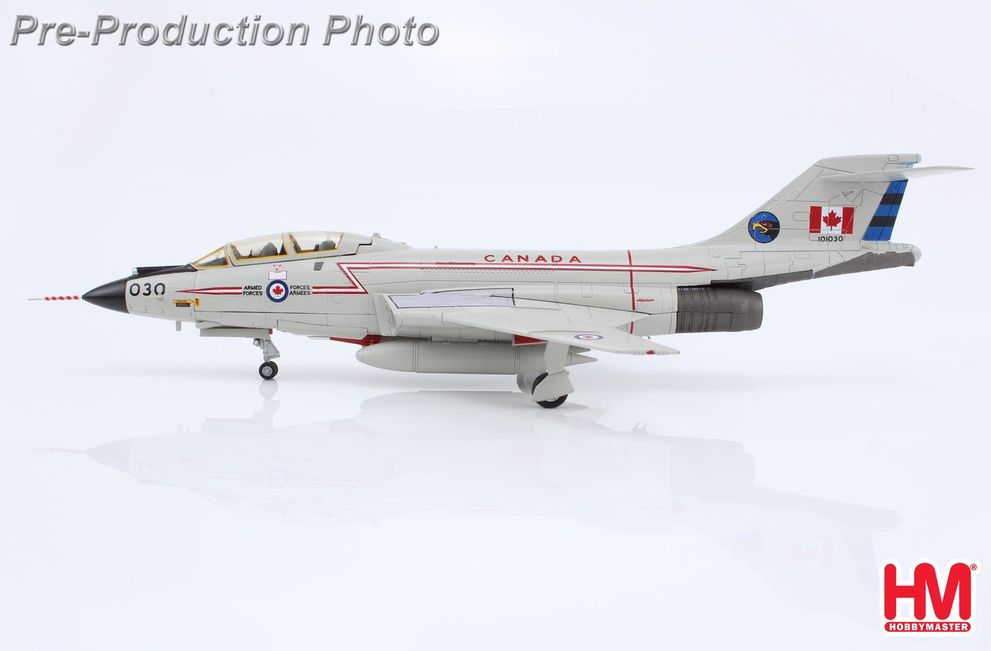 1/72 CF-101B Voodoo 030 No.409 "Night Hawk" SQN CAF 1982