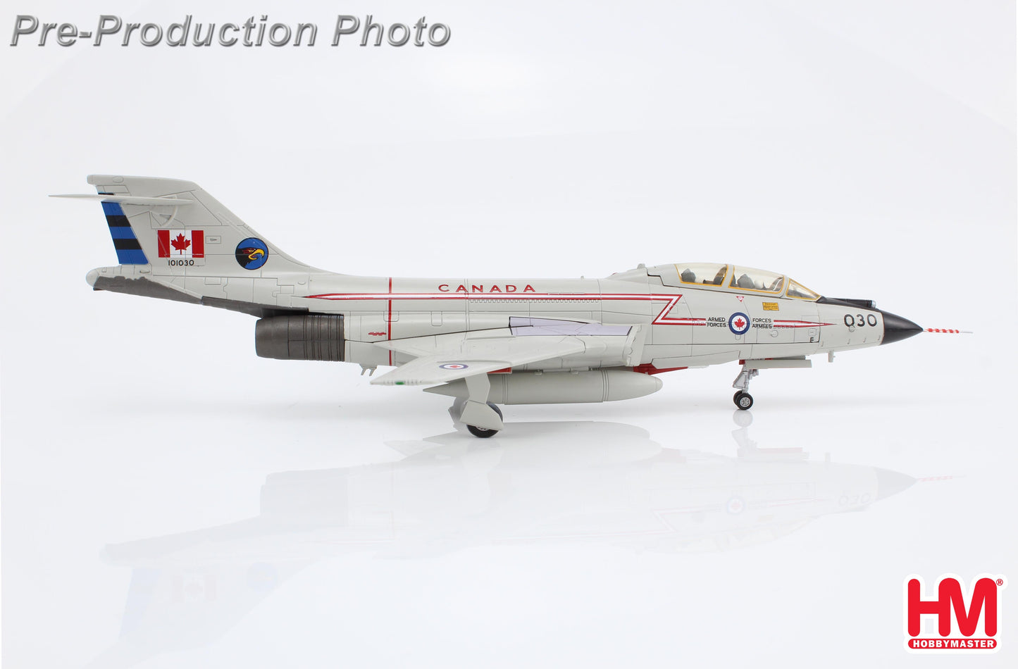 1/72 CF-101B Voodoo 030 No.409 "Night Hawk" SQN CAF 1982