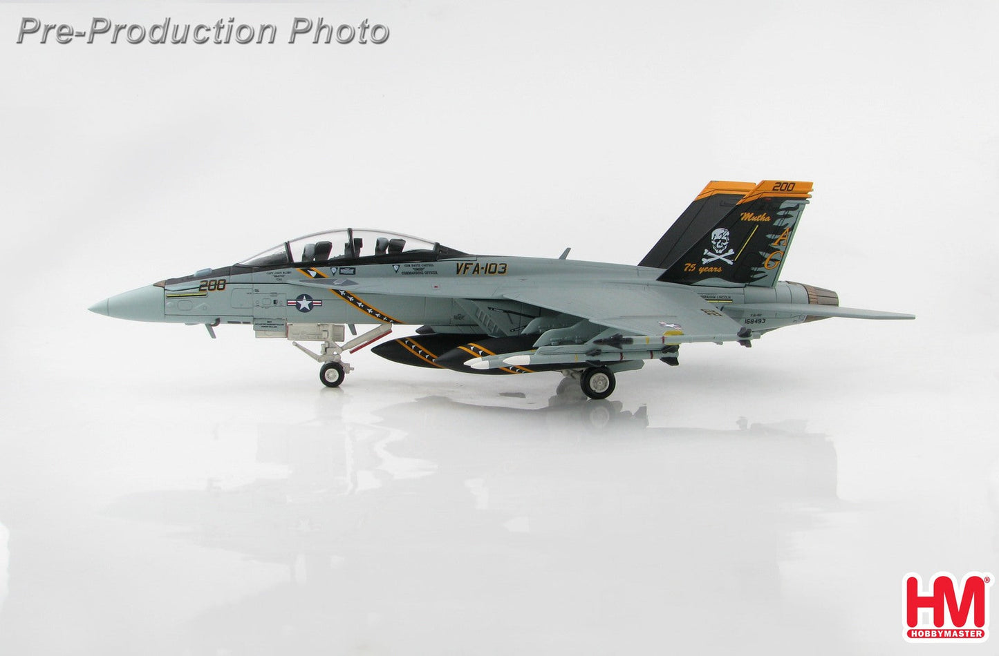 1/72 F/A-18F Super Hornet VFA-103 USS Lincoln  2017 75th Anniversary Commemorative Scheme