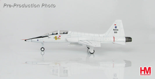 1/72 T-38 Talon NASA901 Ellington Fld 60