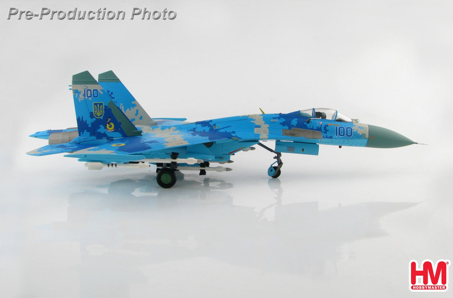 1/72 Su-27 Flanker B Serial 100 Ukrainian Air Force