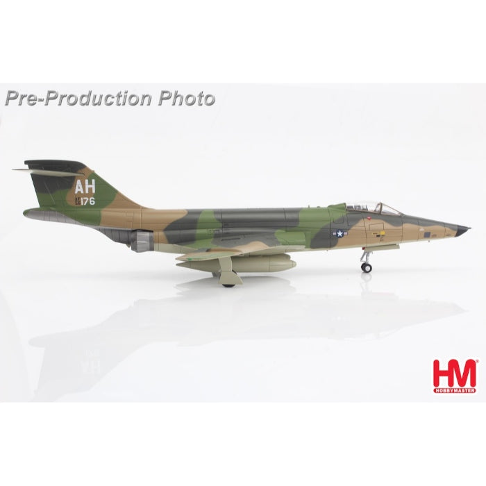 1/72 RF-101C Voodoo "Gerry's Clown" AF56-176 45th TRS "Polka Dots" 1969