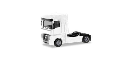 1:87 MiniKit Renault Magnum 2008 Tractor (White)