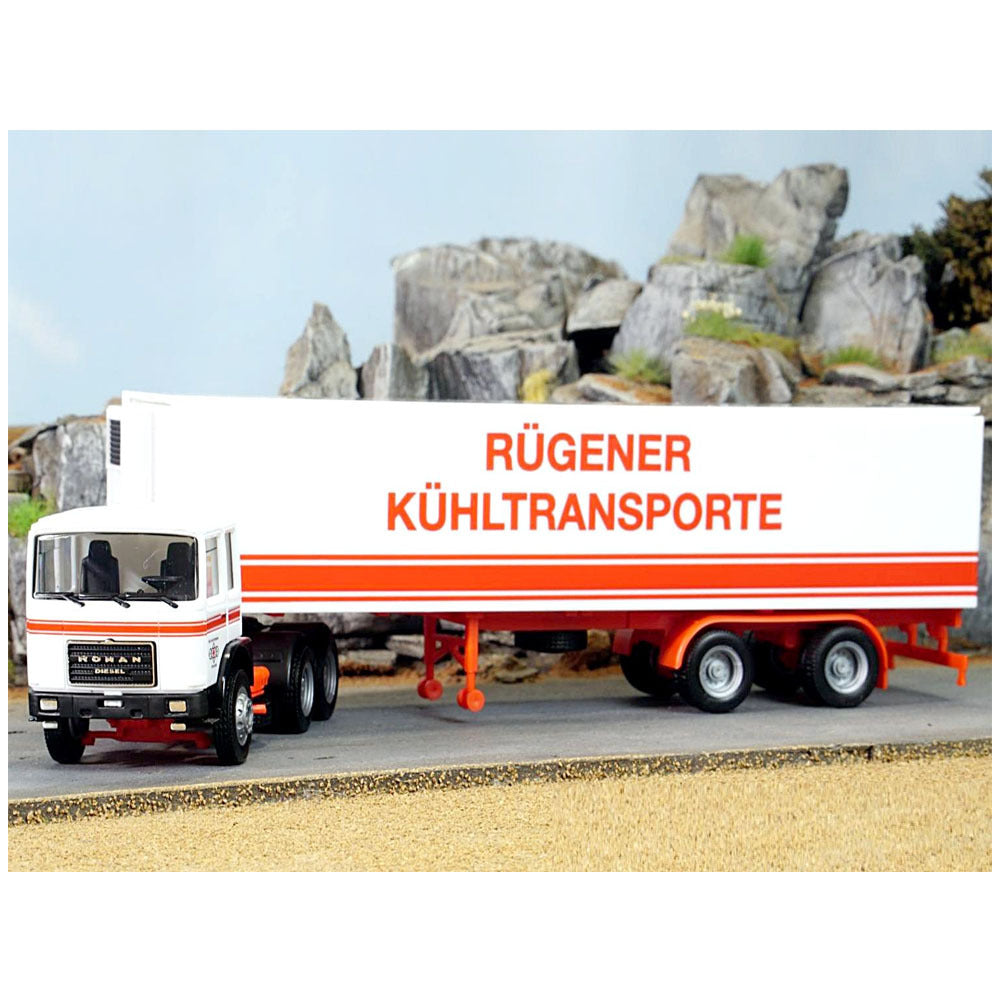 1-87 Roman Diesel 6x4 Refrigerated Box Semitrailer  - VEB KV Stralsund / Ostseetrans -  Mecklenbur