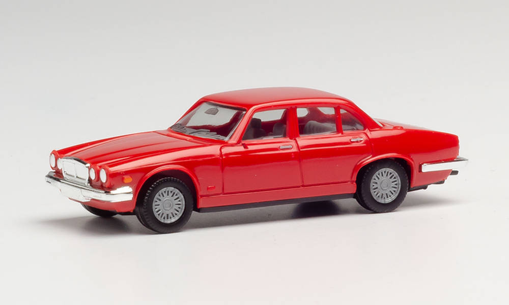 1/87 Jaguar XJ 6 Red