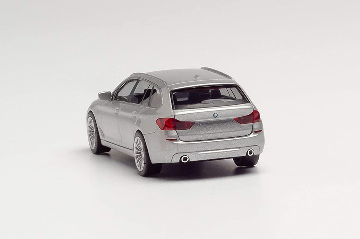 1/87 BMW 5er Touring Glacier Silver Metallic