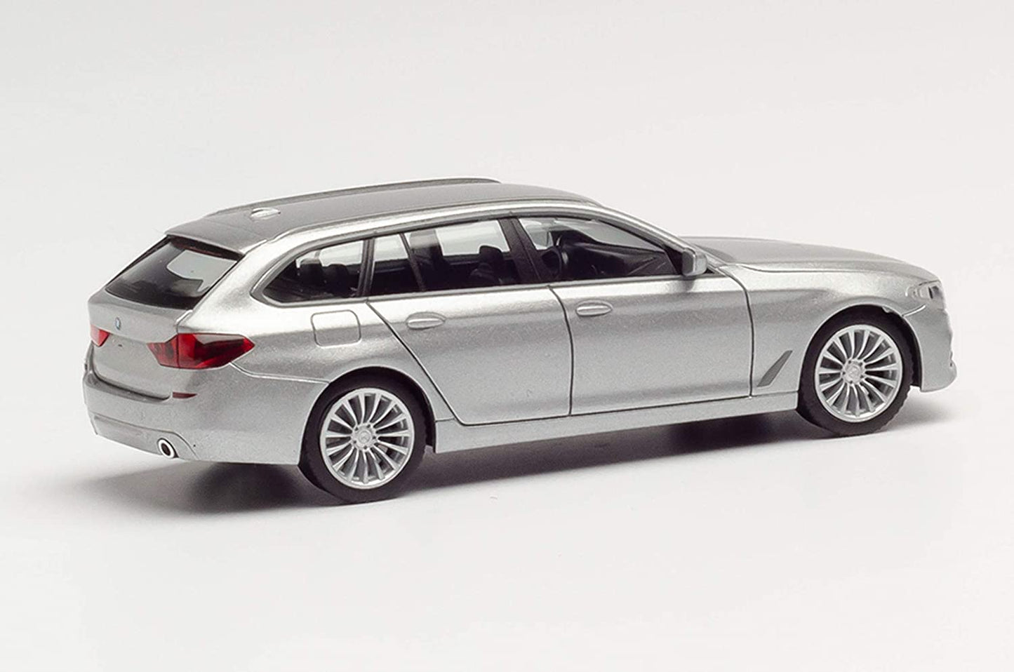 1/87 BMW 5er Touring Glacier Silver Metallic