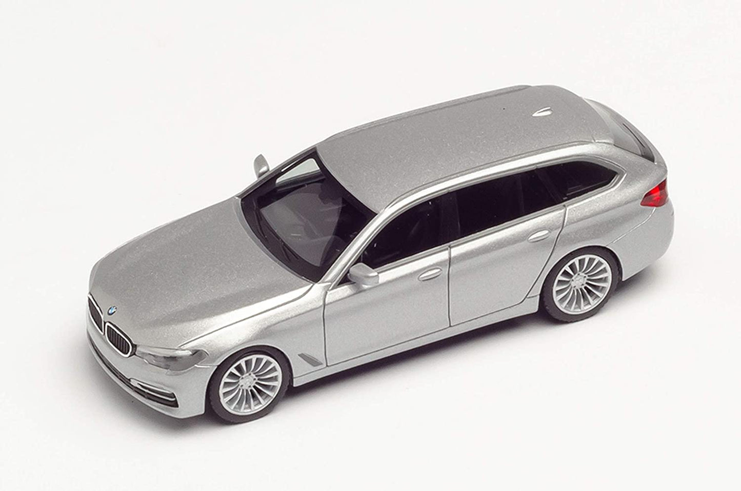 1/87 BMW 5er Touring Glacier Silver Metallic